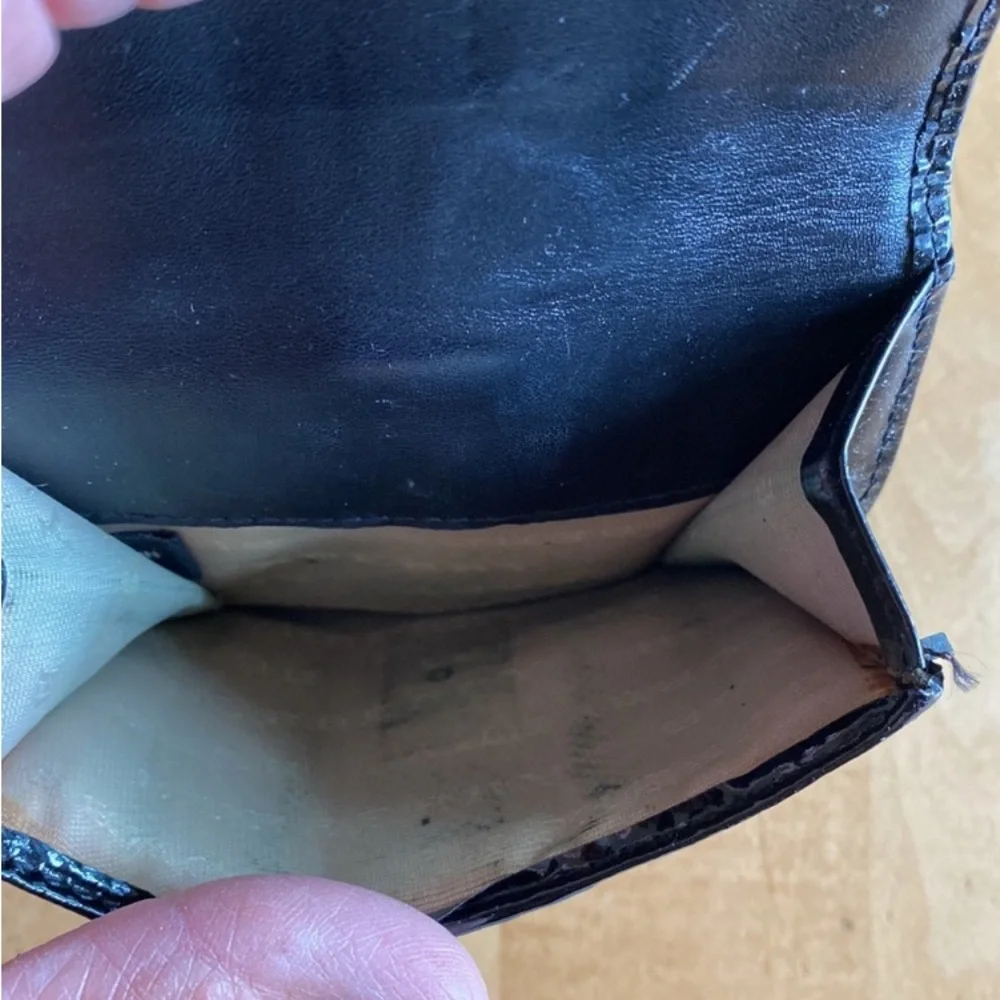 Burberry Nova Check Leather patent trim Wallet Excellent condition - Picture 7 of 8